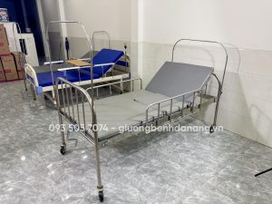 Giường bệnh inox có tay quay tại Đà Nẵng