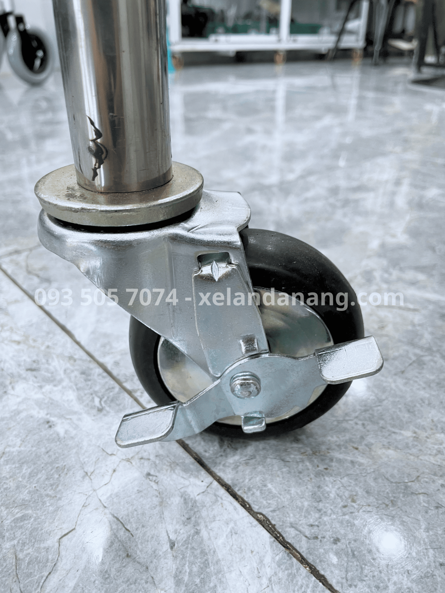 Giường inox 1 tay quay tại Đà Nẵng